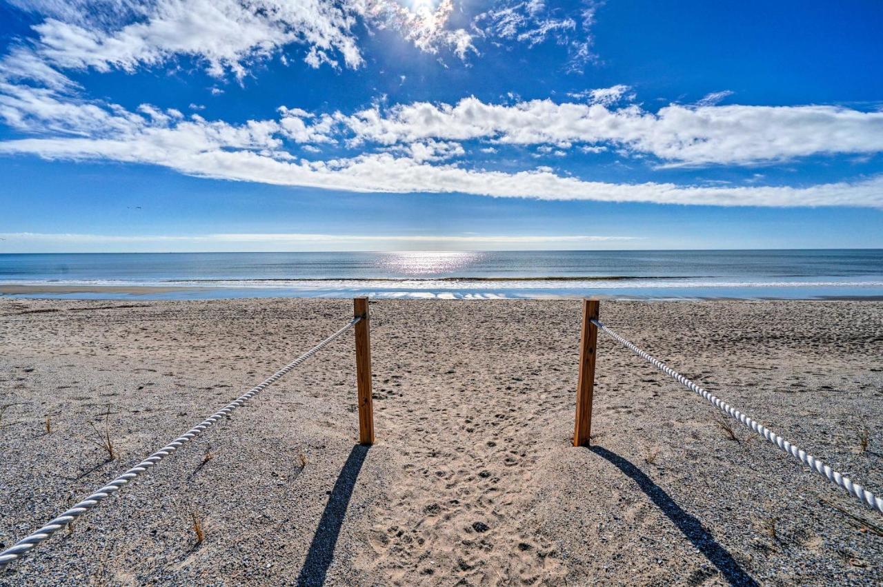 Oak Island Beachfront Condo With Community Pool Exterior foto