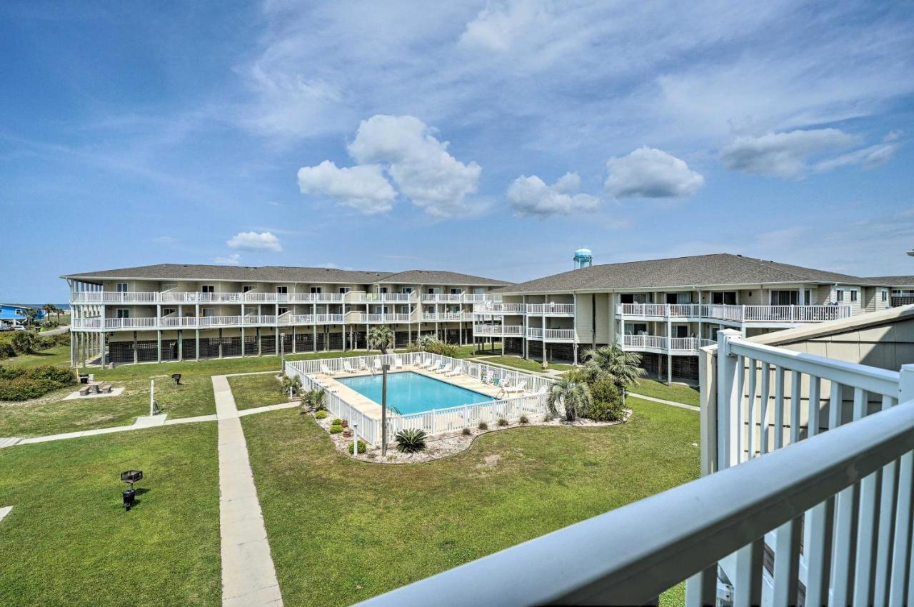 Oak Island Beachfront Condo With Community Pool Exterior foto