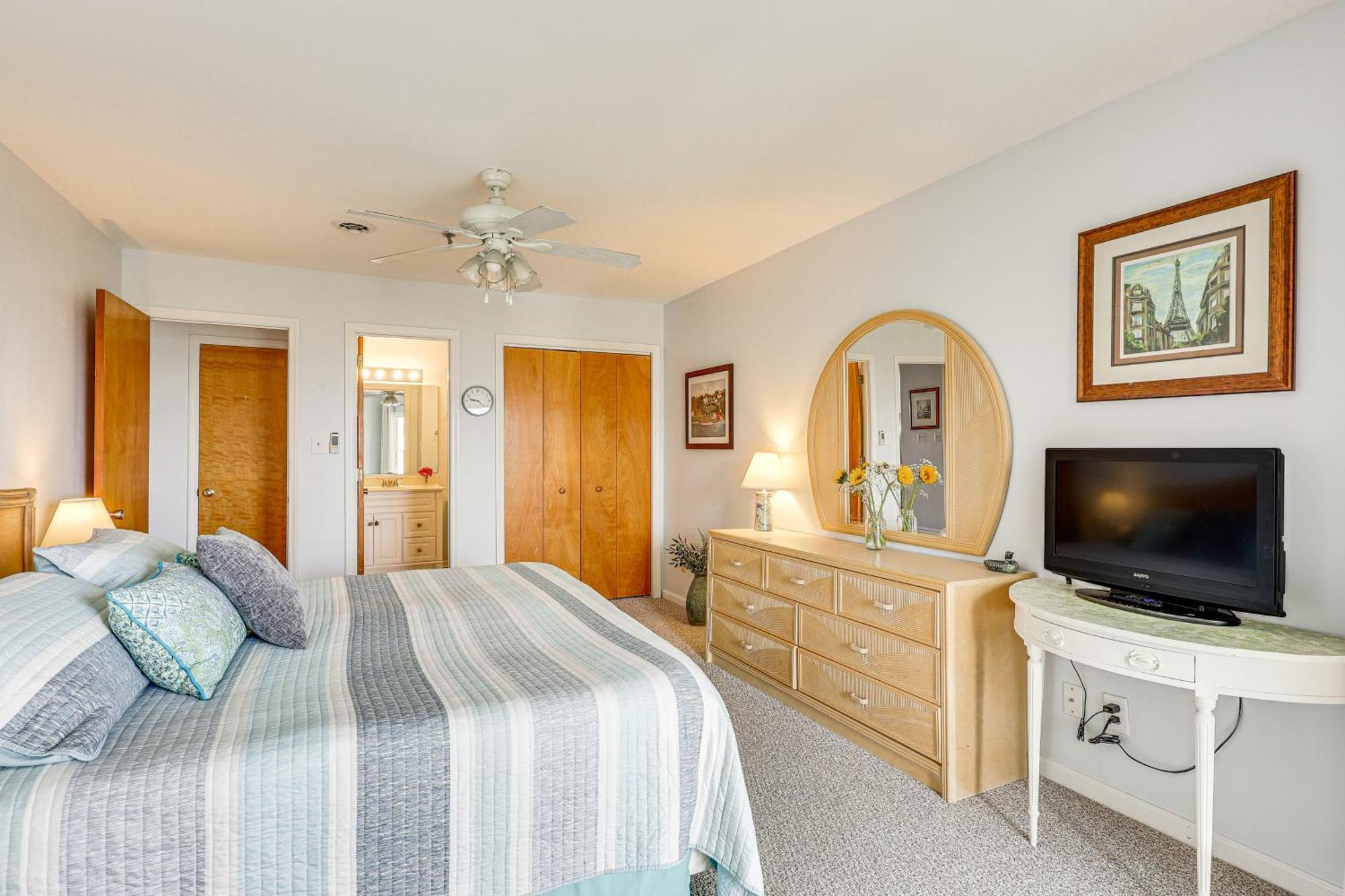 Oak Island Beachfront Condo With Community Pool Exterior foto